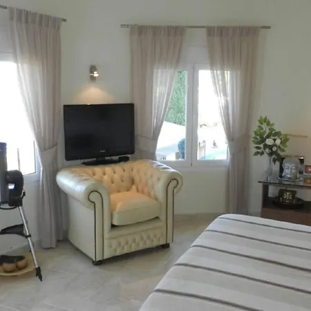 בית נופש Casa Isabel 6 Personas קלפה